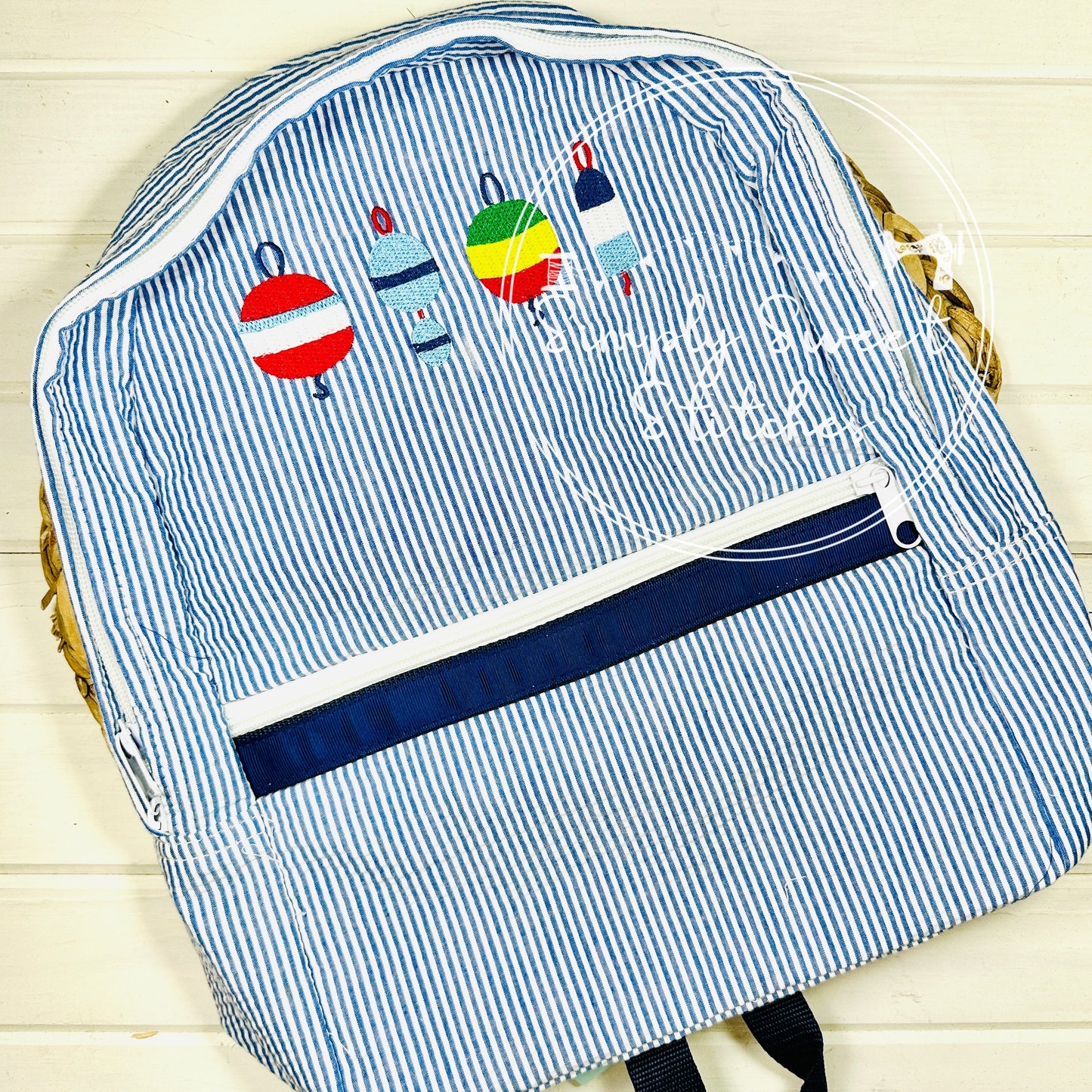 2546 - FISHING LURES - BACKPACK