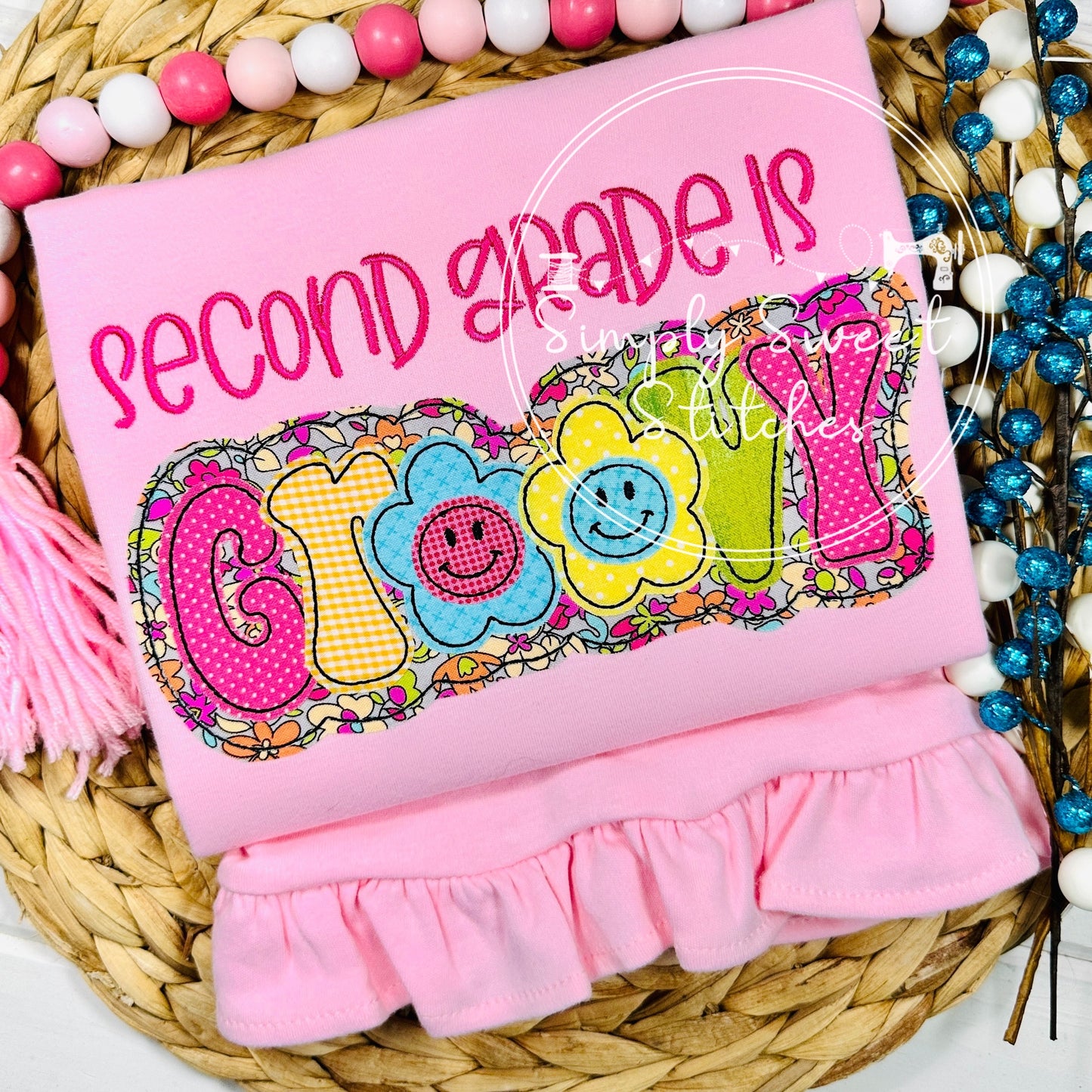 2551 - SCHOOL IS GROOVY - APPLIQUE CHILD SHIRT