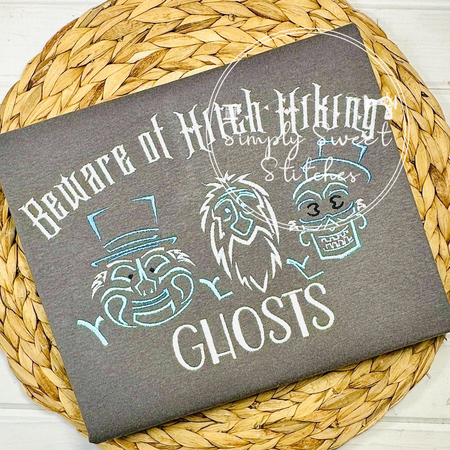 2587 - HITCH HIKING GHOSTS - APPLIQUE ADULT SHIRT