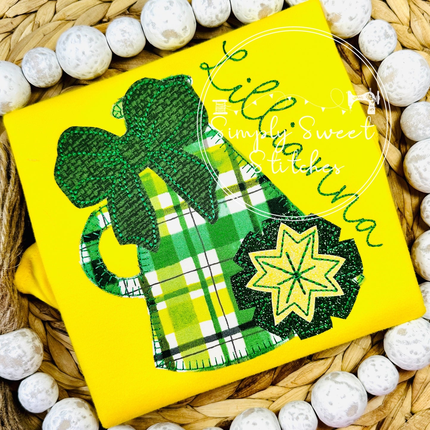 2621 - POM POM MEGAPHONE - APPLIQUE CHILD SHIRT