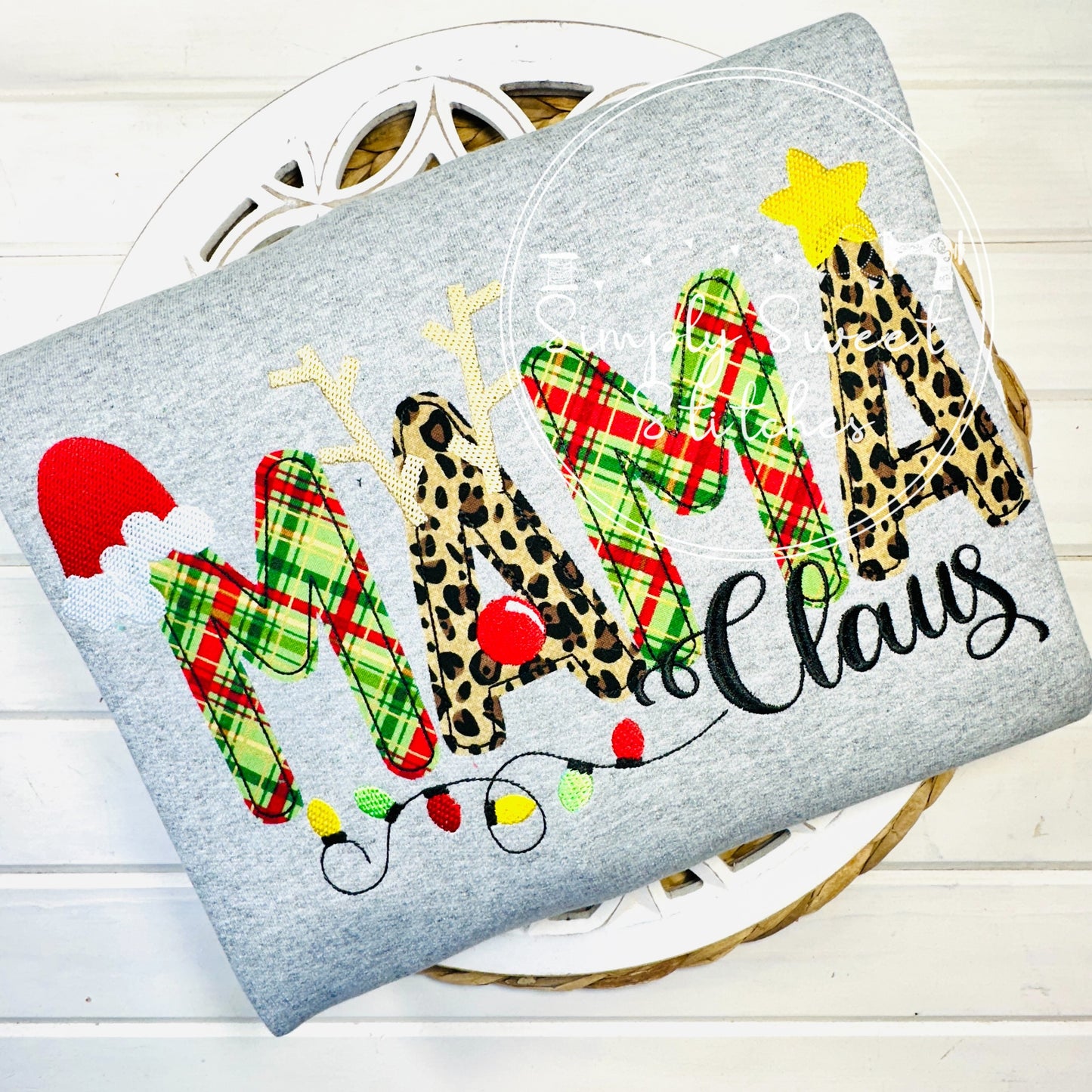 2707 - MAMA CLAUS NAME - APPLIQUE ADULT SHIRT