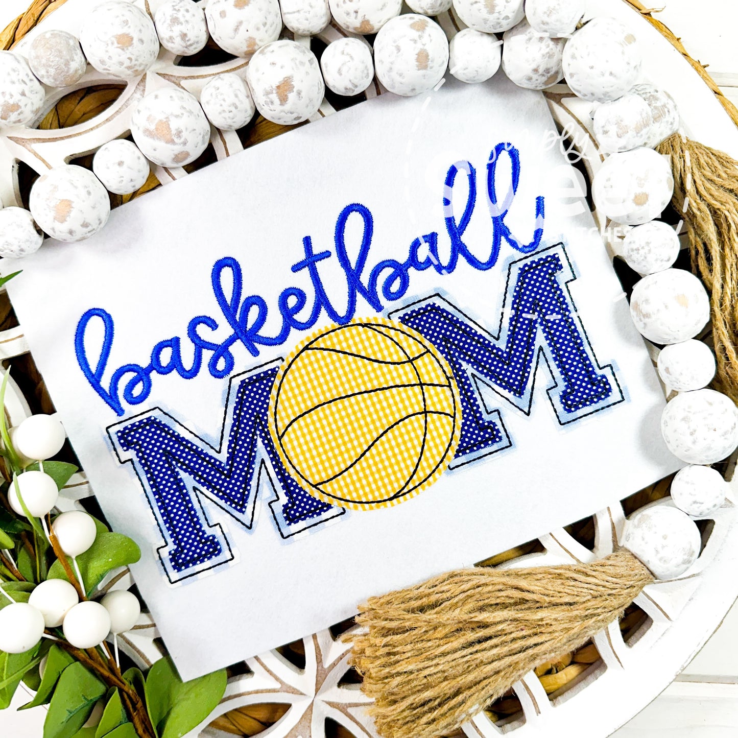 2841- BASKETBALL MOM - APPLIQUE ADULT SHIRT