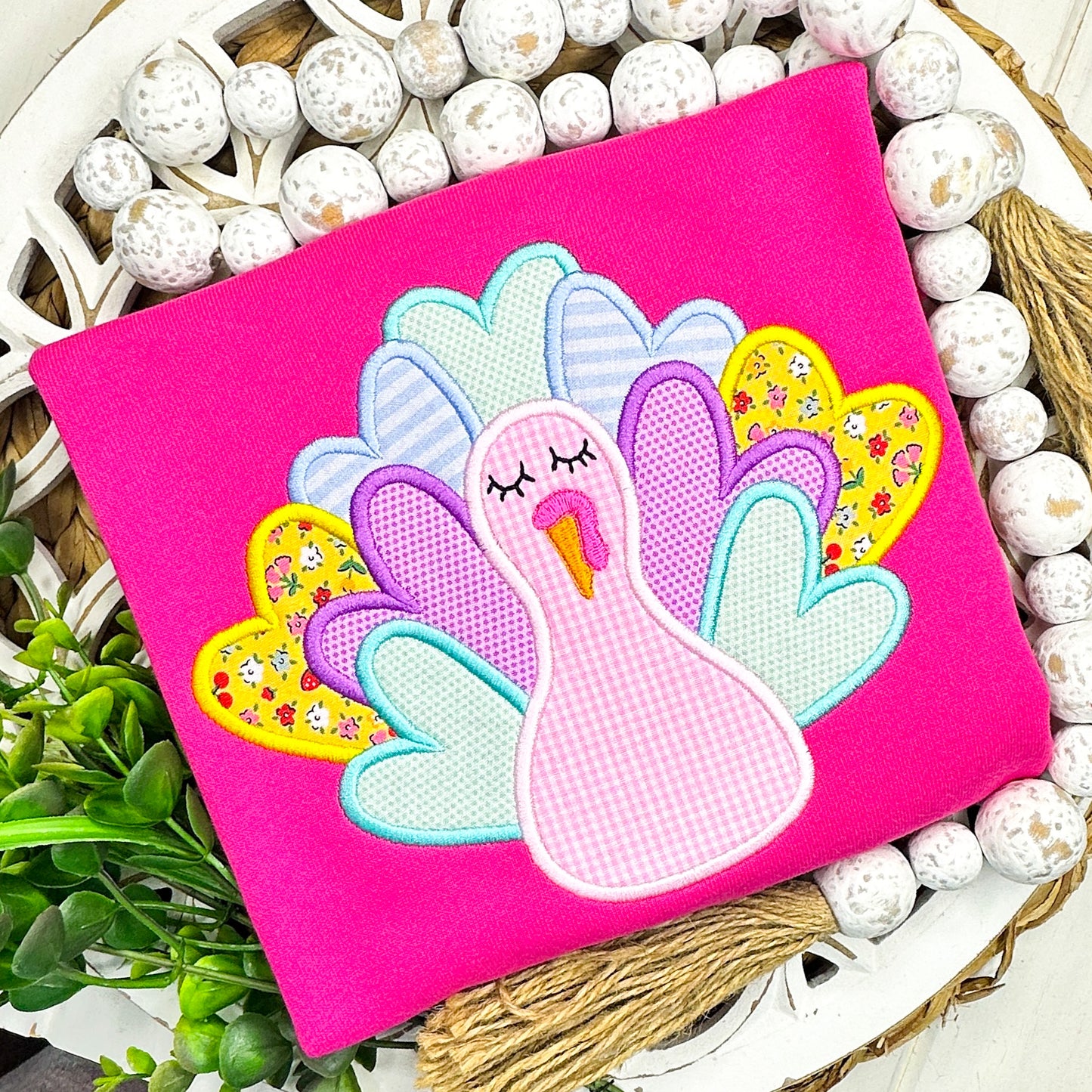 2934 - GIRL TURKEY - APPLIQUE CHILD SHIRT