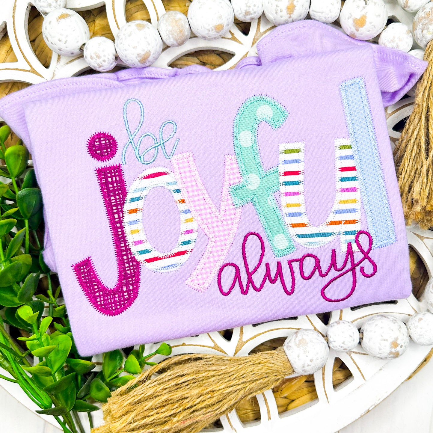 2873 - JOYFUL WORDING | APPLIQUE CHILD SHIRT