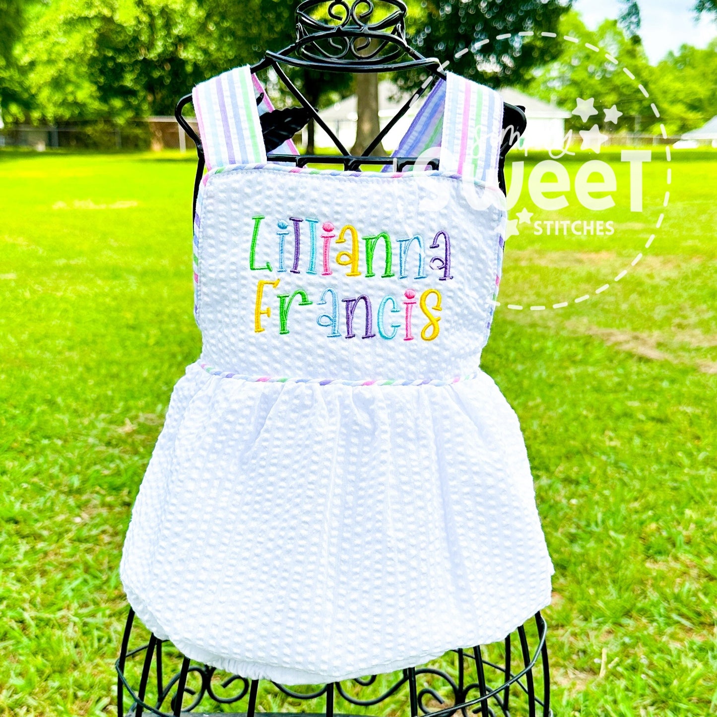 2801 - MONOGRAMMED / EMBROIDERED NAME - SEERSUCKER SUN BUBBLE
