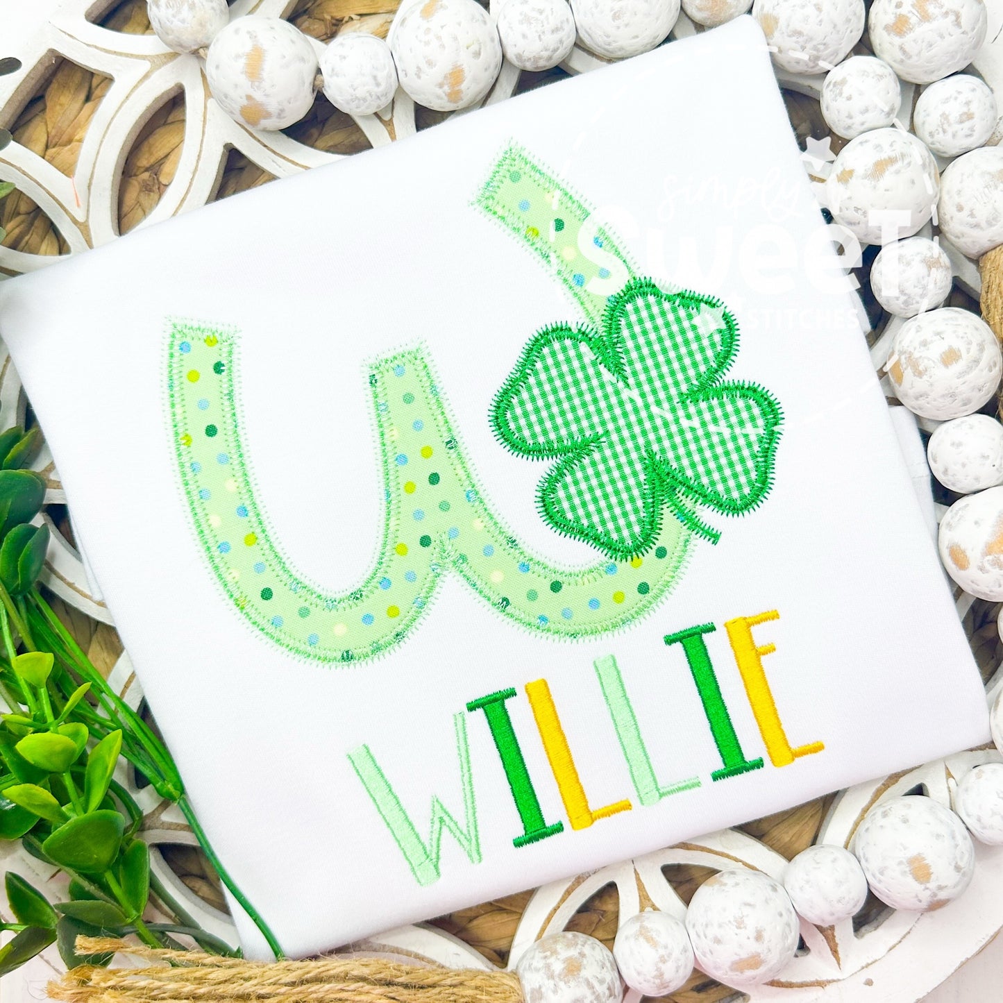 2964 | SHAMROCK LETTER WITH NAME | APPLIQUE CHILD SHIRT