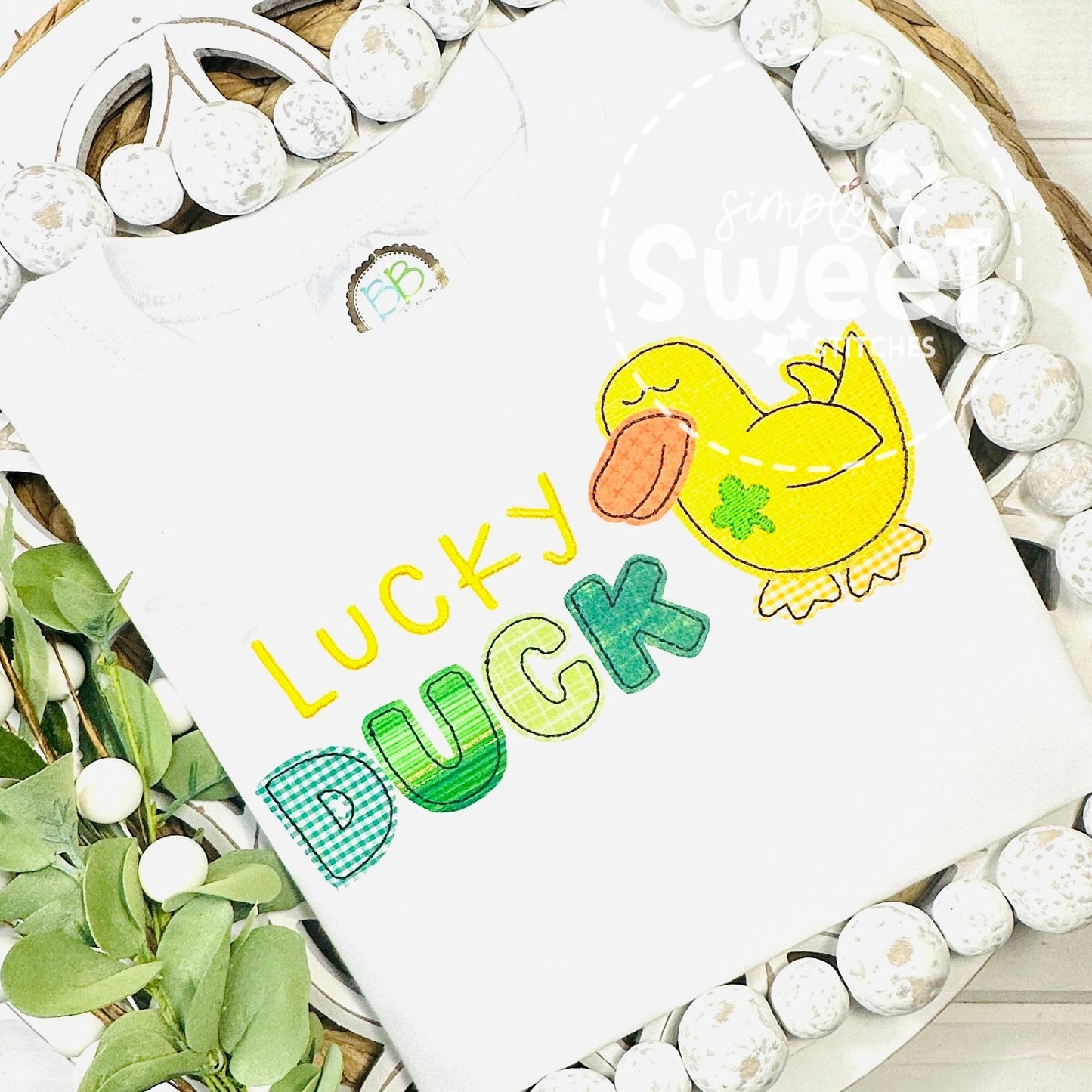 2680 - LUCKY DUCK - APPLIQUE CHILD SHIRT