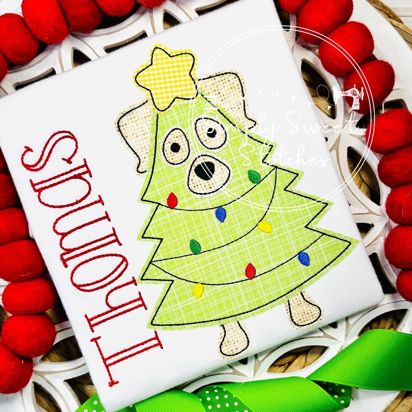2596 - CHRISTMAS BOY PUP - APPLIQUE CHILD SHIRT
