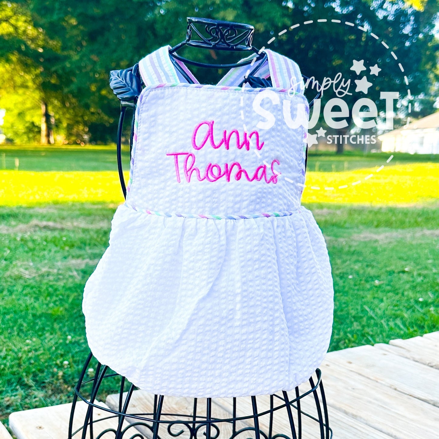 2801 - MONOGRAMMED / EMBROIDERED NAME - SEERSUCKER SUN BUBBLE