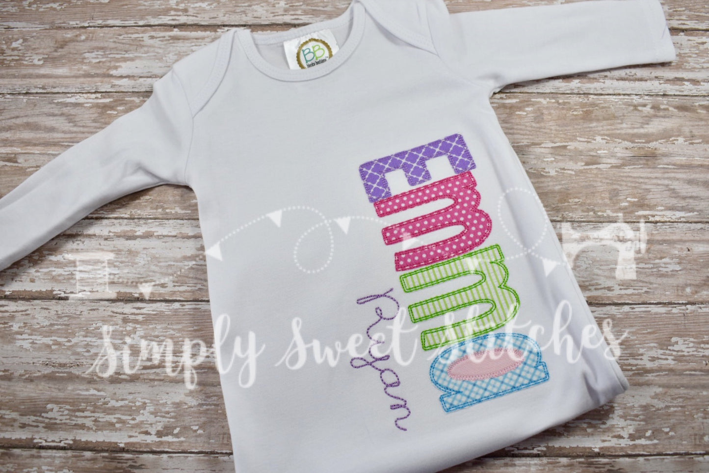 1028 - GIRL NAME - APPLIQUE BABY GOWN