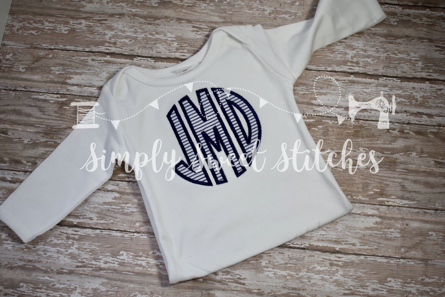 1071 - BOYS INITIALS CIRCLE - APPLIQUE CHILD SHIRT
