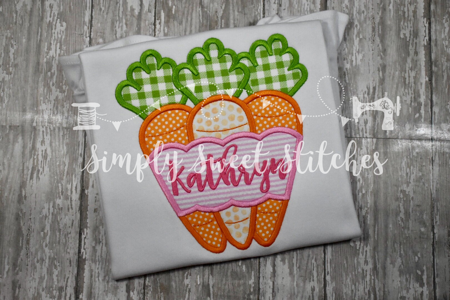1383 - CUTE CARROTS TRIO WITH SCALLOP BORDER - APPLIQUE CHILD SHIRT