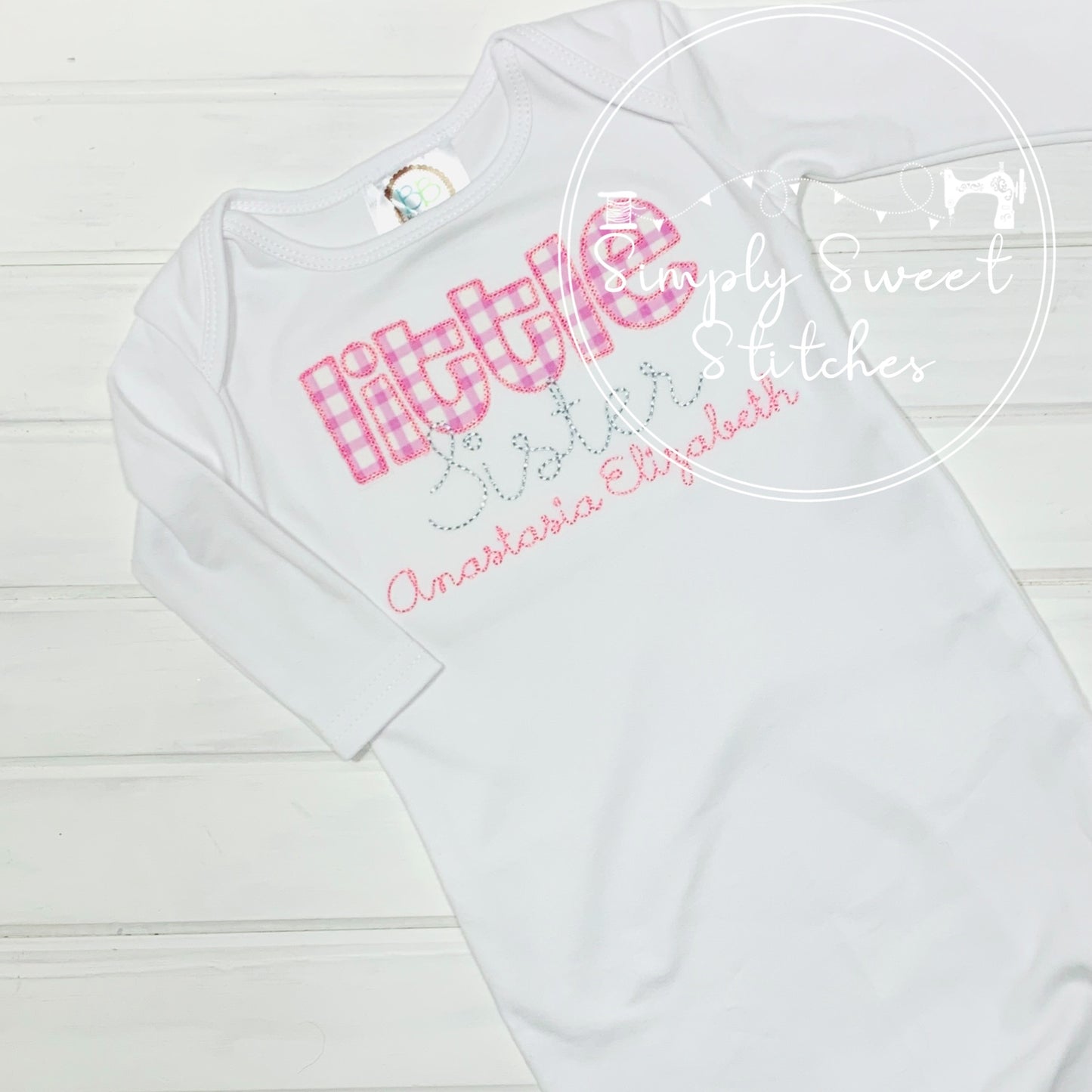 1367 - LITTLE SISTER NAME - APPLIQUE CHILD SHIRT