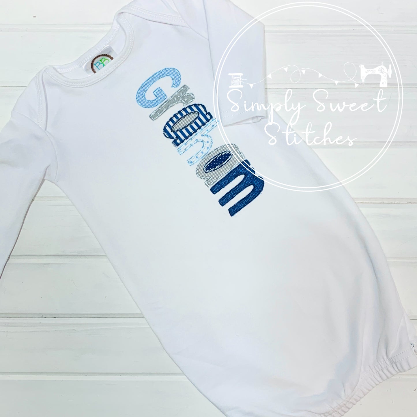 1029 - BOY NAME - APPLIQUE BABY GOWN