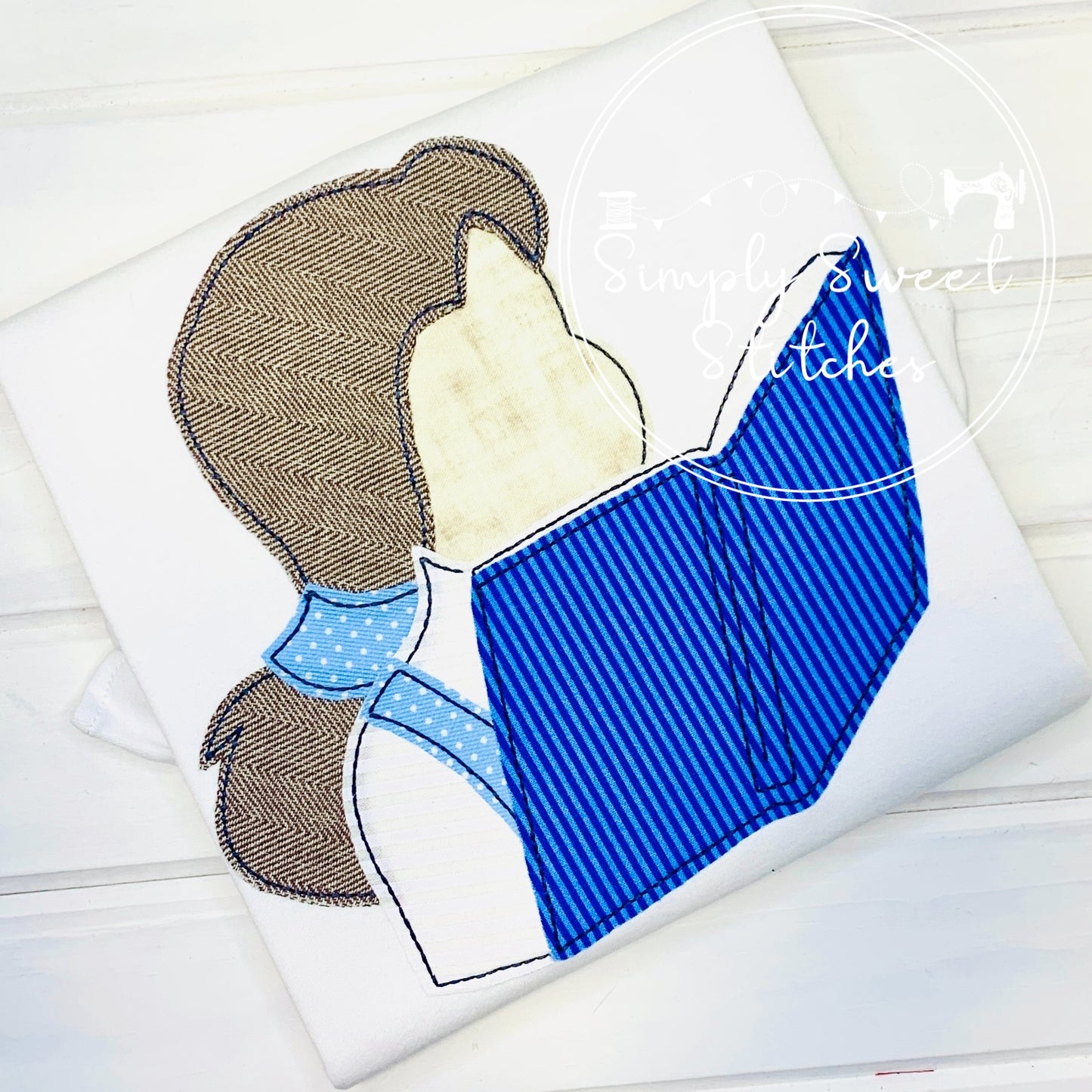 2270 - PRINCESS BEAUTY WITH BOOK - APPLIQUE CHILD SHIRT