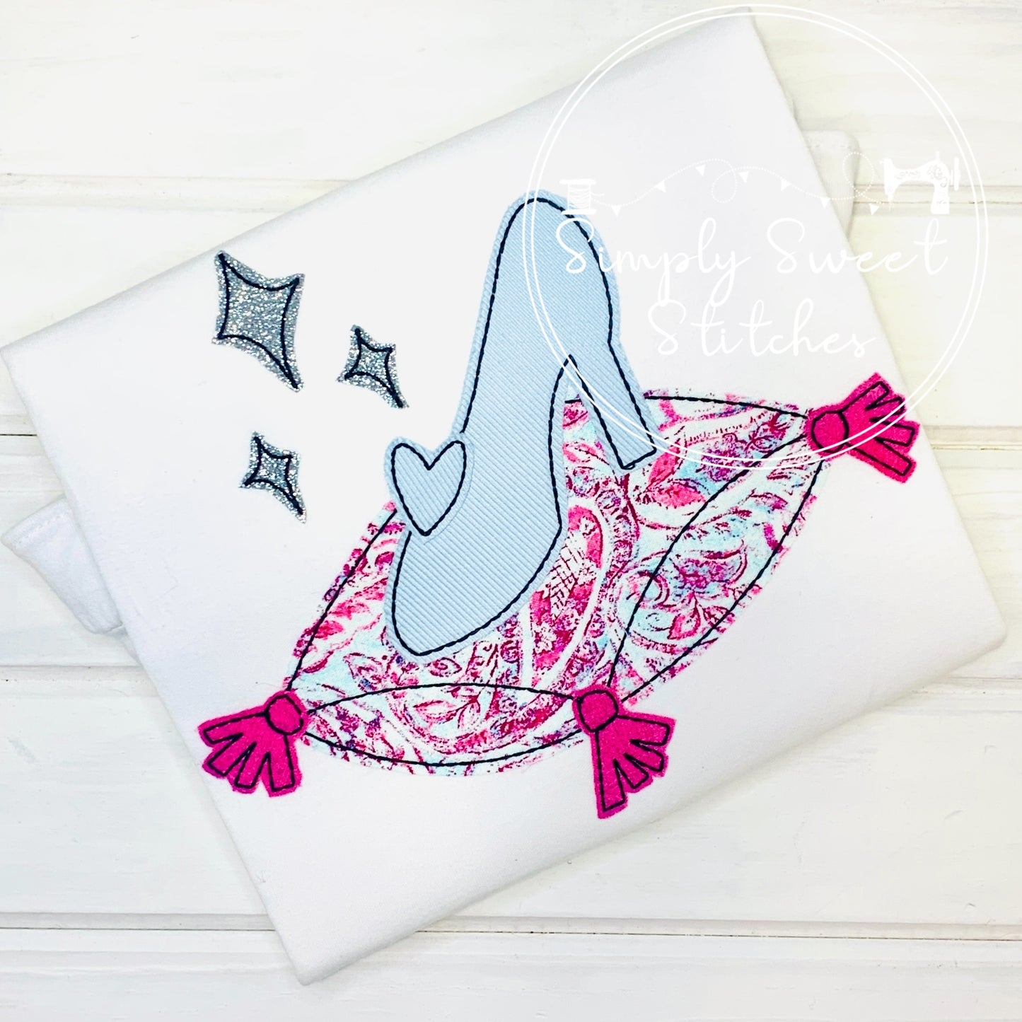 2276 - GLASS SLIPPER - APPLIQUE CHILD SHIRT