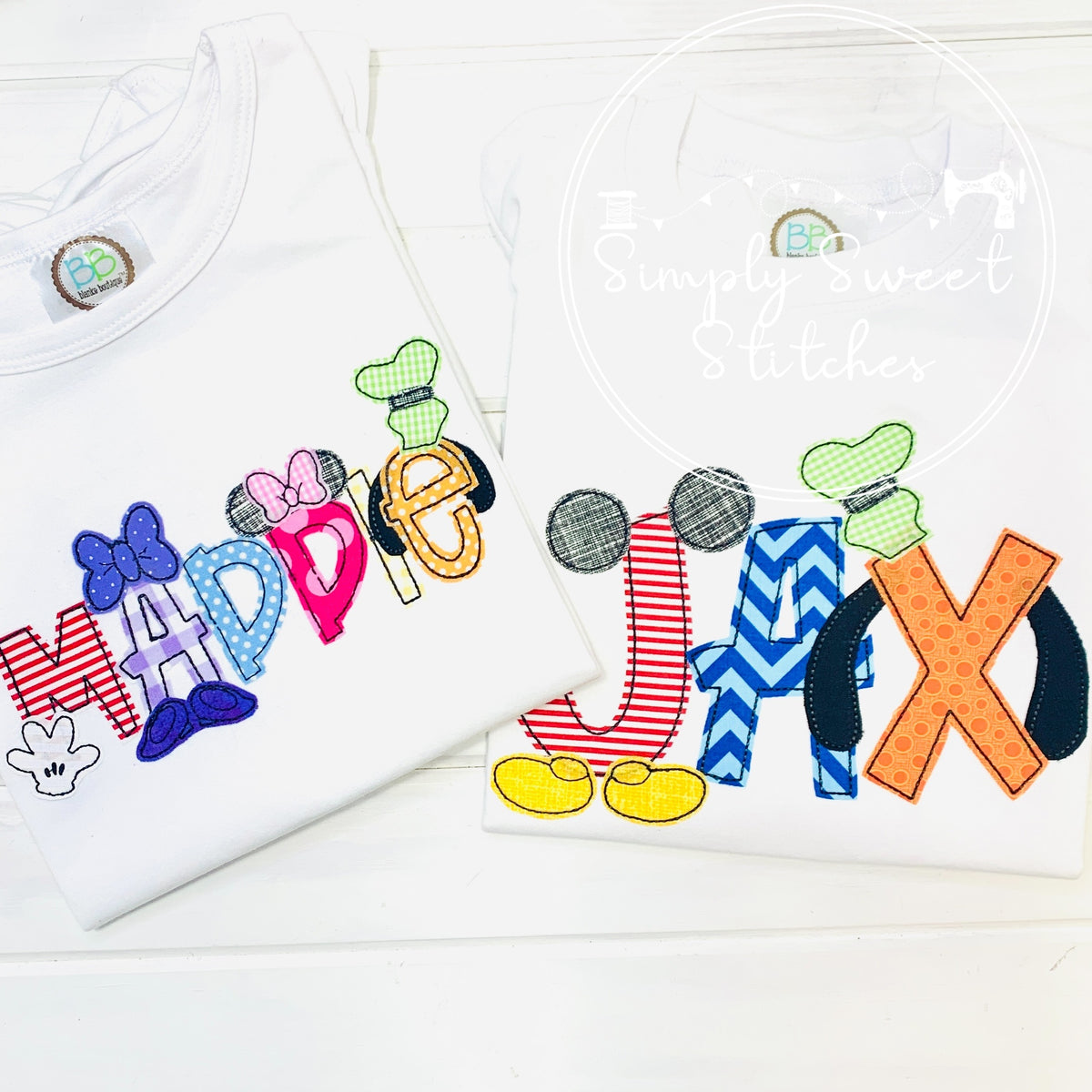 2284 - GIRL MOUSE AND FRIENDS NAME - APPLIQUE CHILD SHIRT