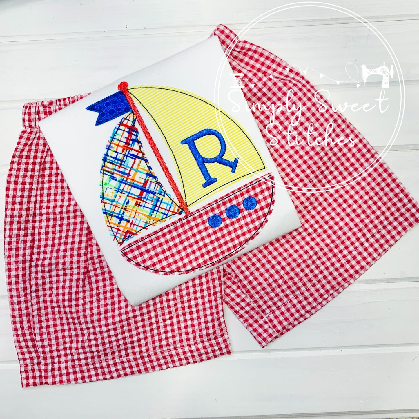 1049 - BOY SAILBOAT - APPLIQUE CHILD SHIRT
