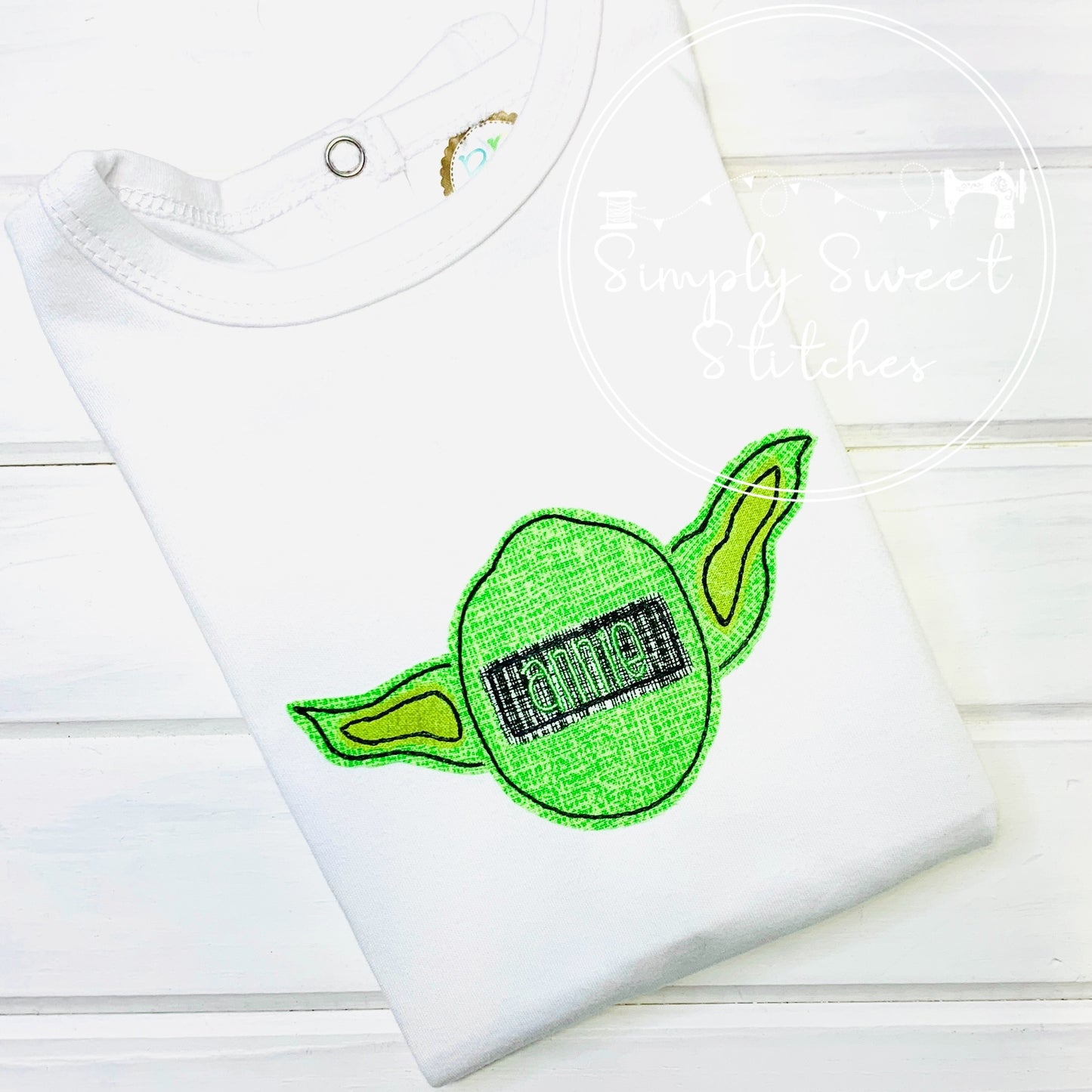 2295 - YODA - APPLIQUE CHILD SHIRT