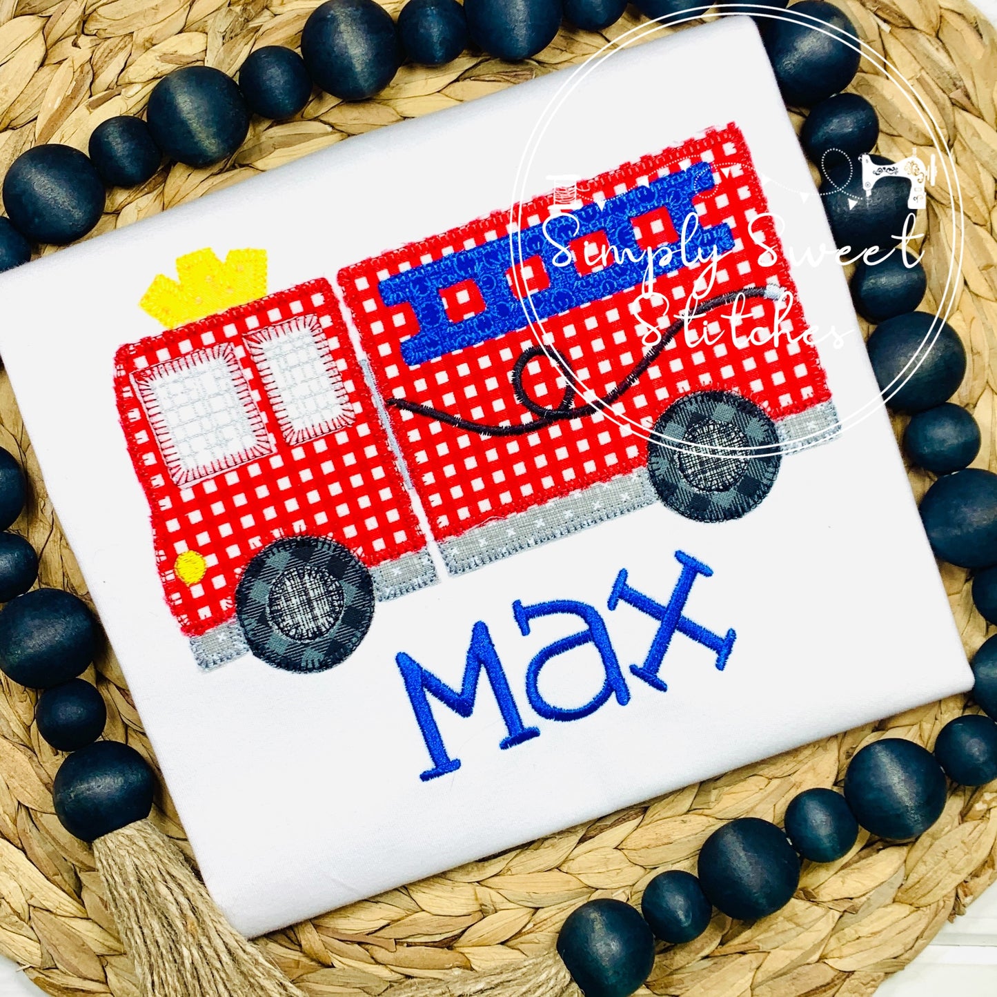 1092 - FIRE TRUCK ENGINE - APPLIQUE CHILD SHIRT