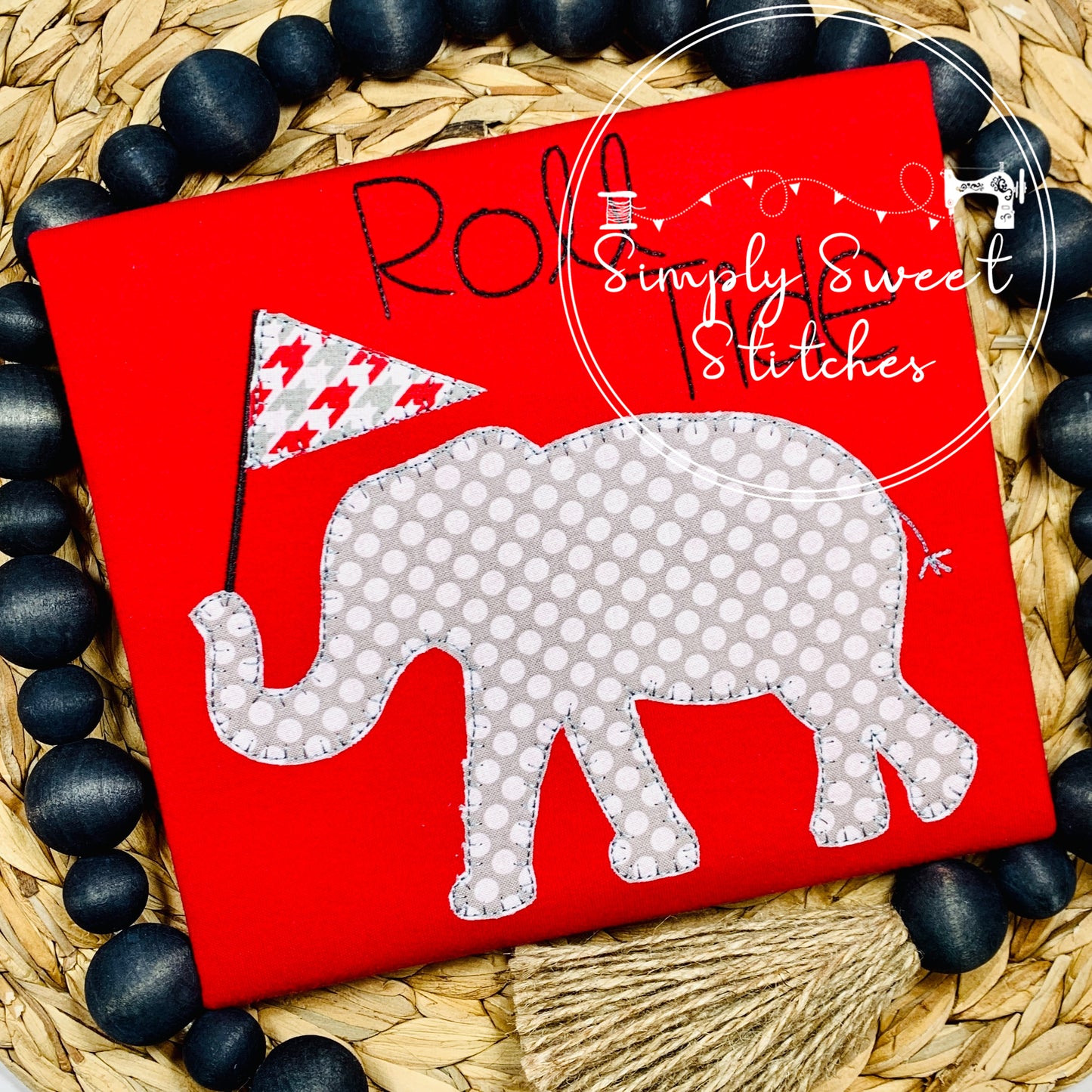 1126 - ELEPHANT WITH PENNANT - APPLIQUE CHILD SHIRT