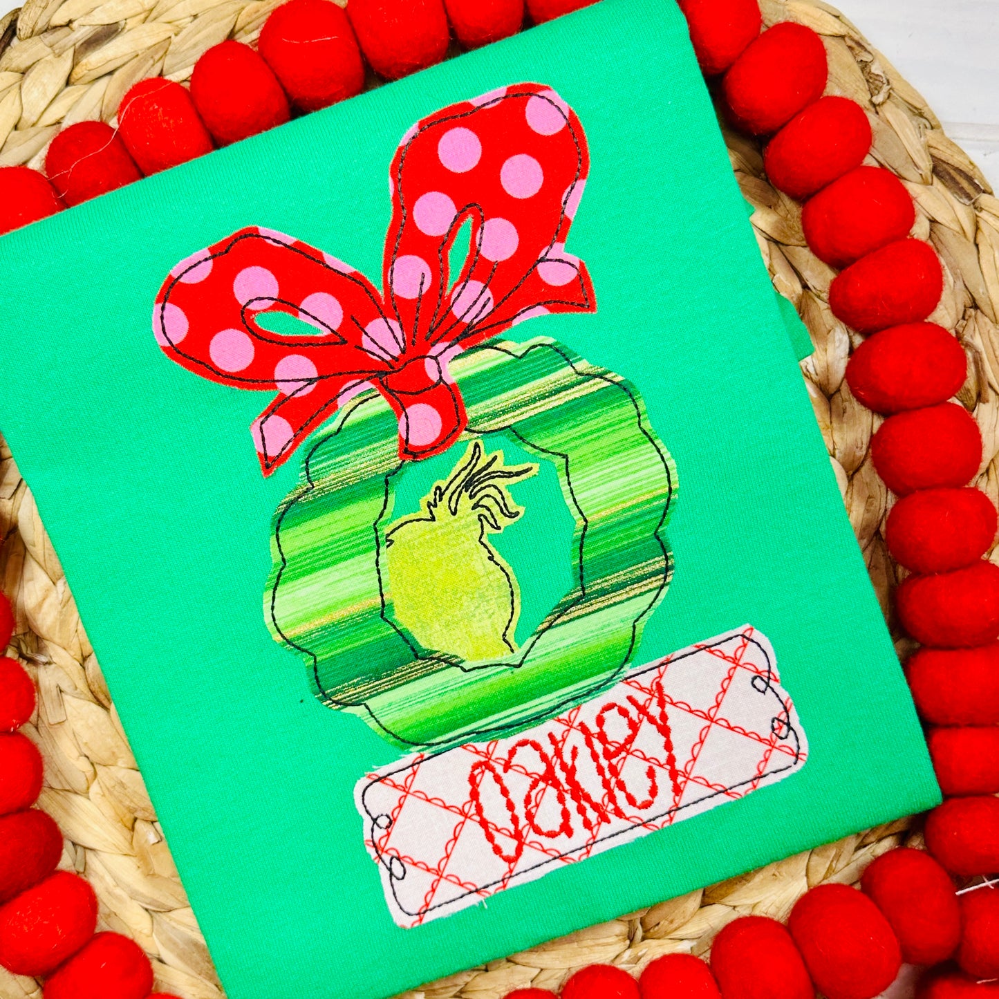 2385 - GRINCH CHRISTMAS - APPLIQUE CHILD SHIRT