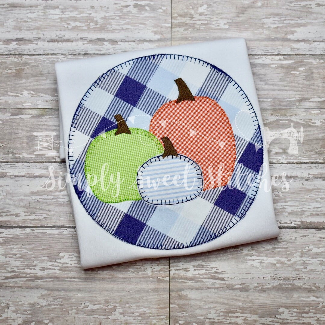 1423 - PUMPKIN TRIO CIRCLE - APPLIQUE CHILD SHIRT