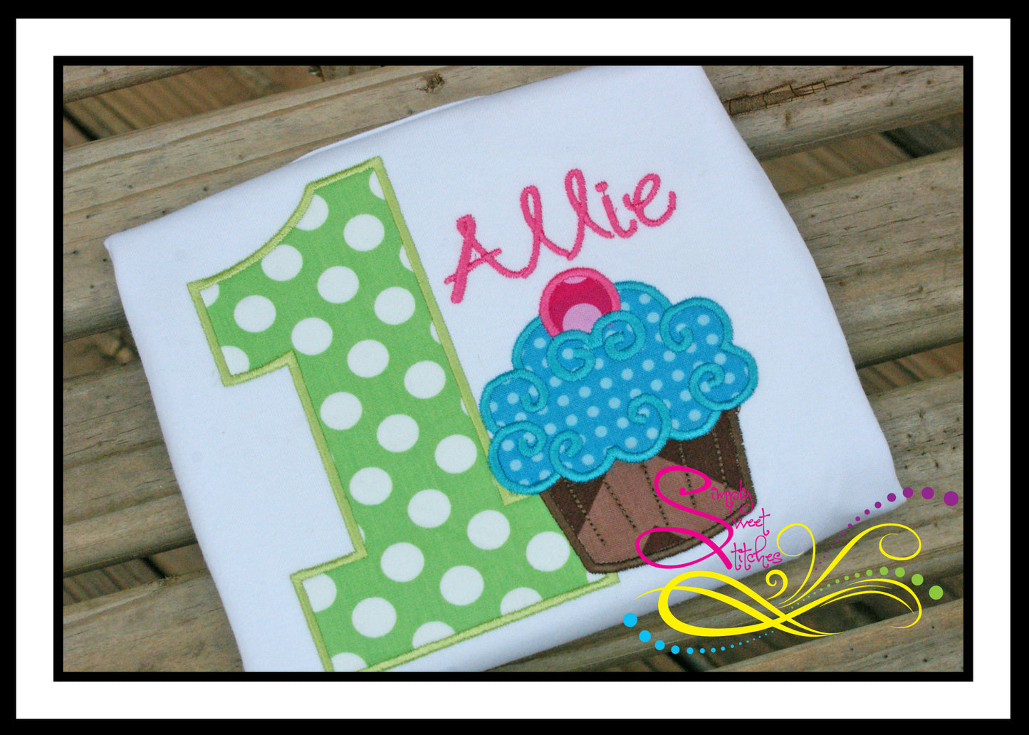 1074 - CUPCAKE BIRTHDAY NUMBER - APPLIQUE CHILD SHIRT