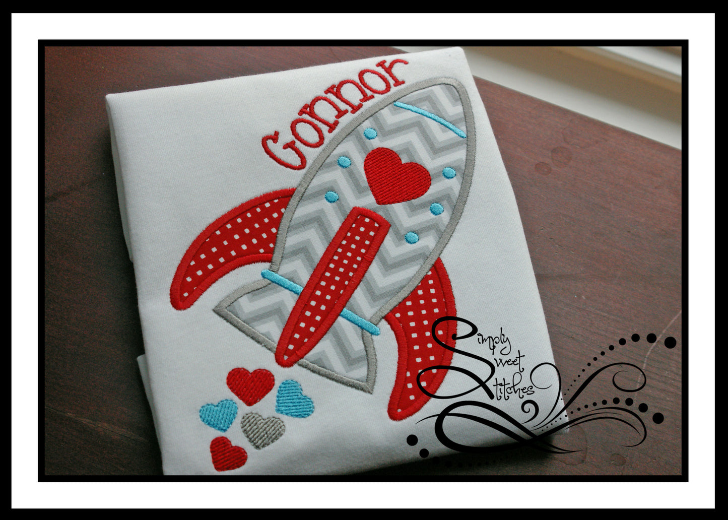 1325 - VALENTINES DAY ROCKET SHIP - APPLIQUE CHILD SHIRT