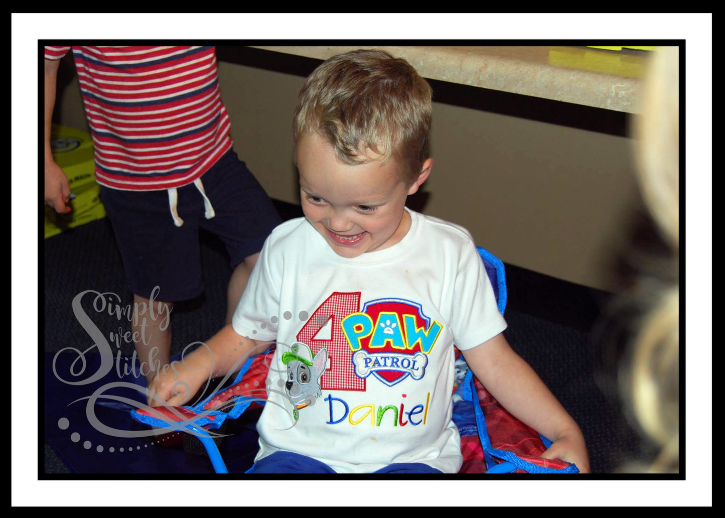 1077 - SUPER PUPS BIRTHDAY NUMBER - APPLIQUE CHILD SHIRT