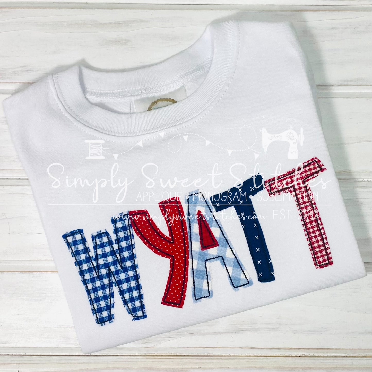 1025 - BOY NAME - APPLIQUE CHILD SHIRT