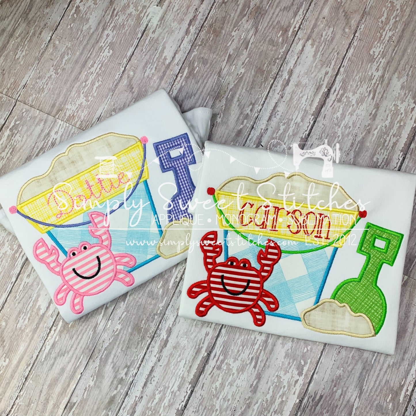 1035 - GIRL SAND PAIL WITH CRAB - APPLIQUE CHILD SHIRT