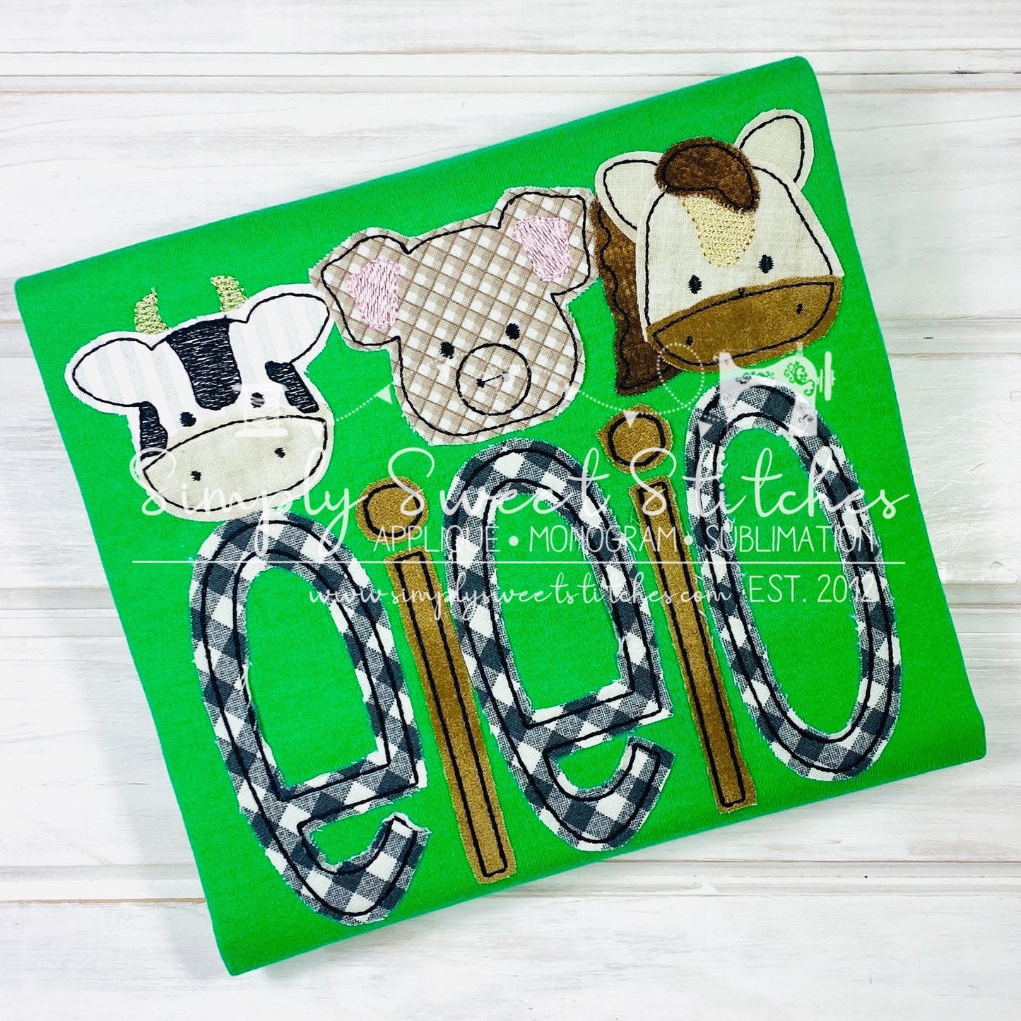 2051 - EIEIO FARM - APPLIQUE CHILD SHIRT