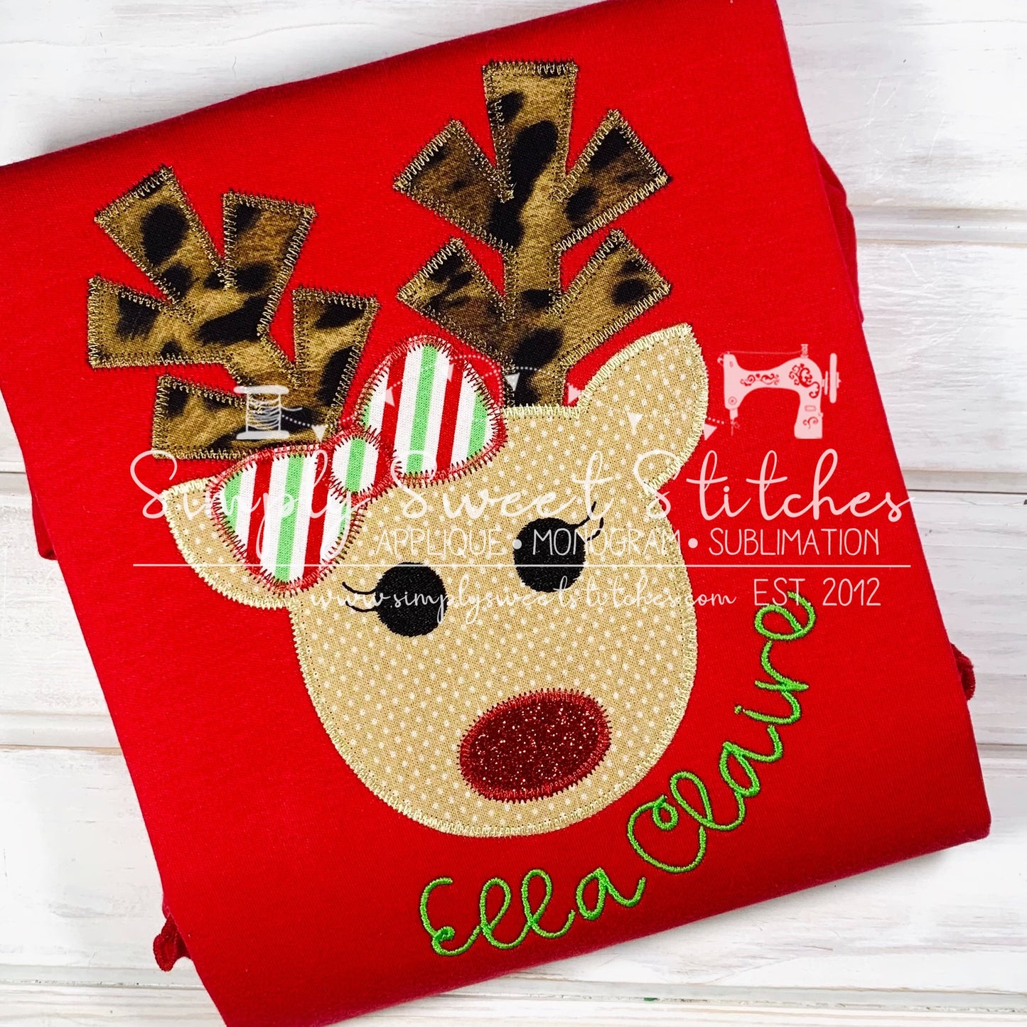 1240 - REINDEER GIRL WITH BOW - APPLIQUE CHILD SHIRT