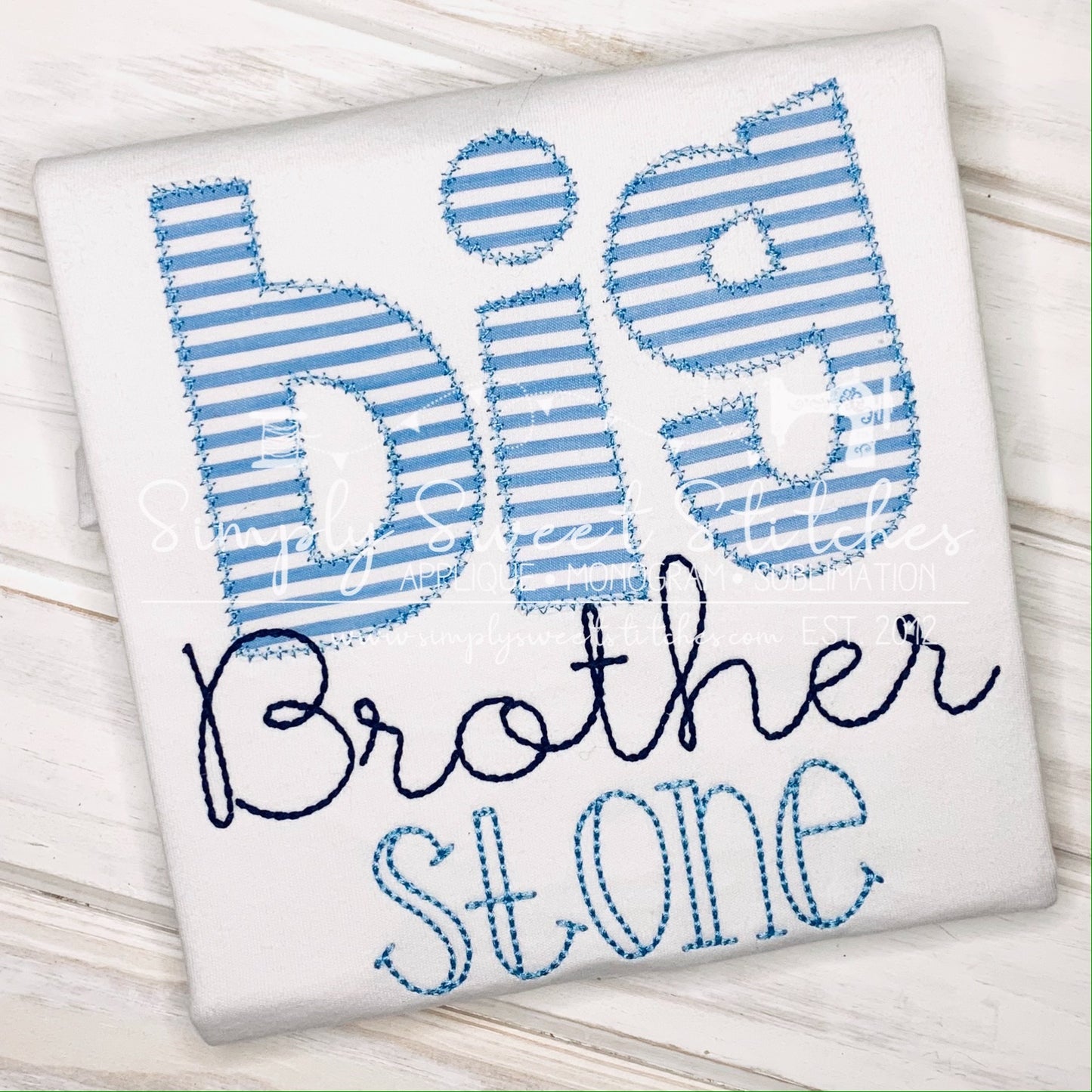 1052 - BIG BROTHER NAME - APPLIQUE CHILD SHIRT