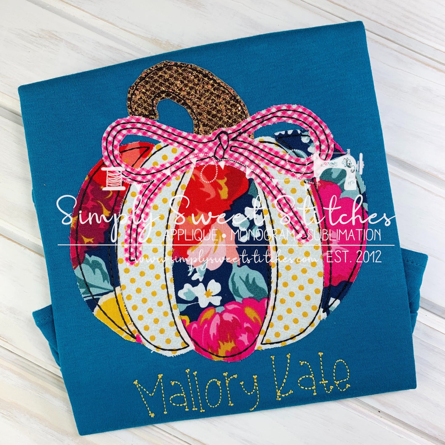 1766 - PUMPKIN WITH BOW - APPLIQUE CHILD SHIRT