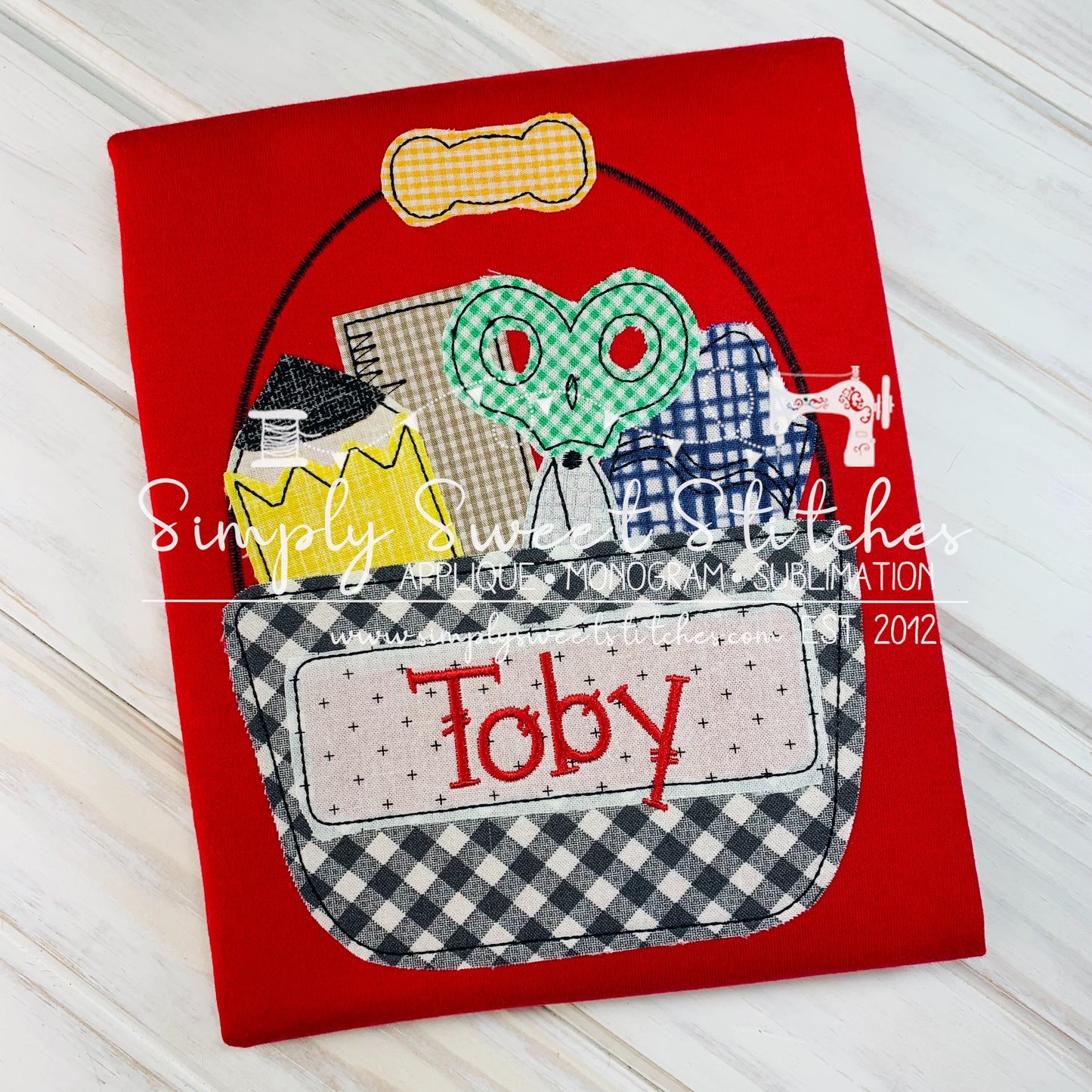 1744 - SCHOOL SUPPLIES BUCKET - APPLIQUE CHILD SHIRT