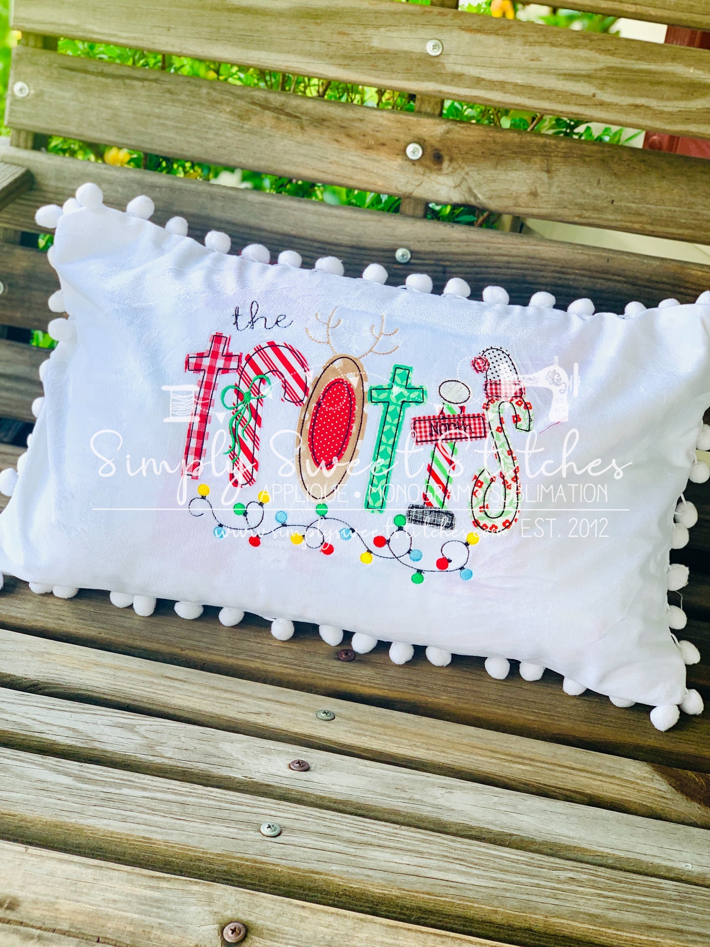 2118 - CHRISTMAS NAME APPLIQUE THROW PILLOW - PILLOWCASE