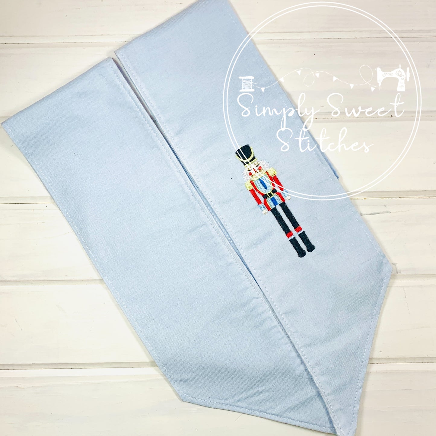 2303 - NUTCRACKER - WREATH SASH