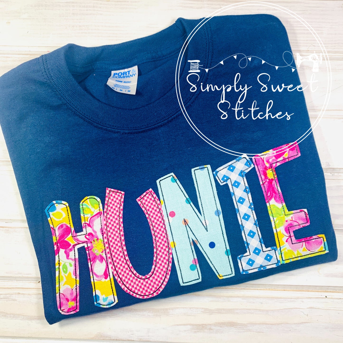 2038 - GRANDPARENT NAME APPLIQUE - ADULT SHIRT