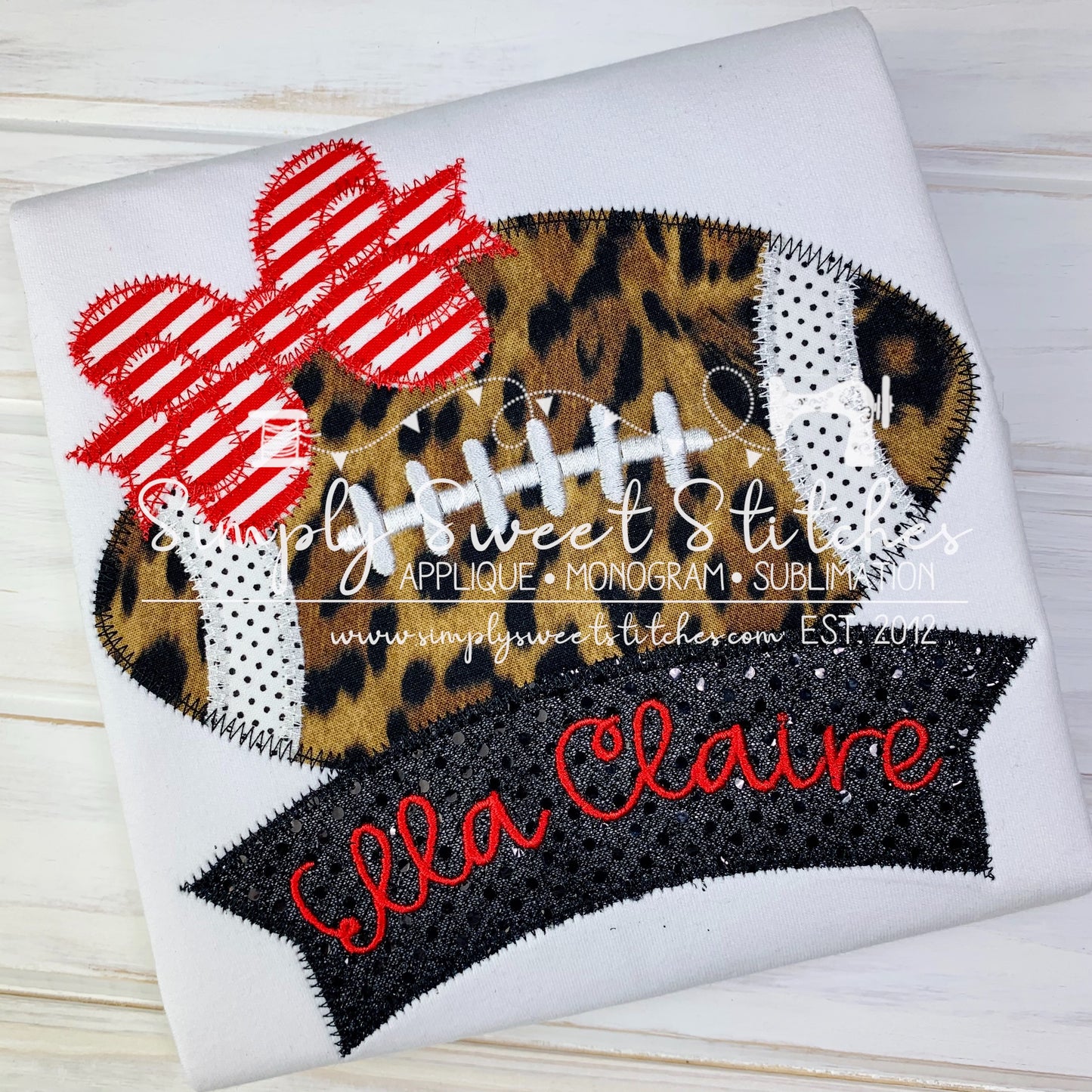 1185 - FOOTBALL BANNER WITH BOW - APPLIQUE CHILD SHIRT
