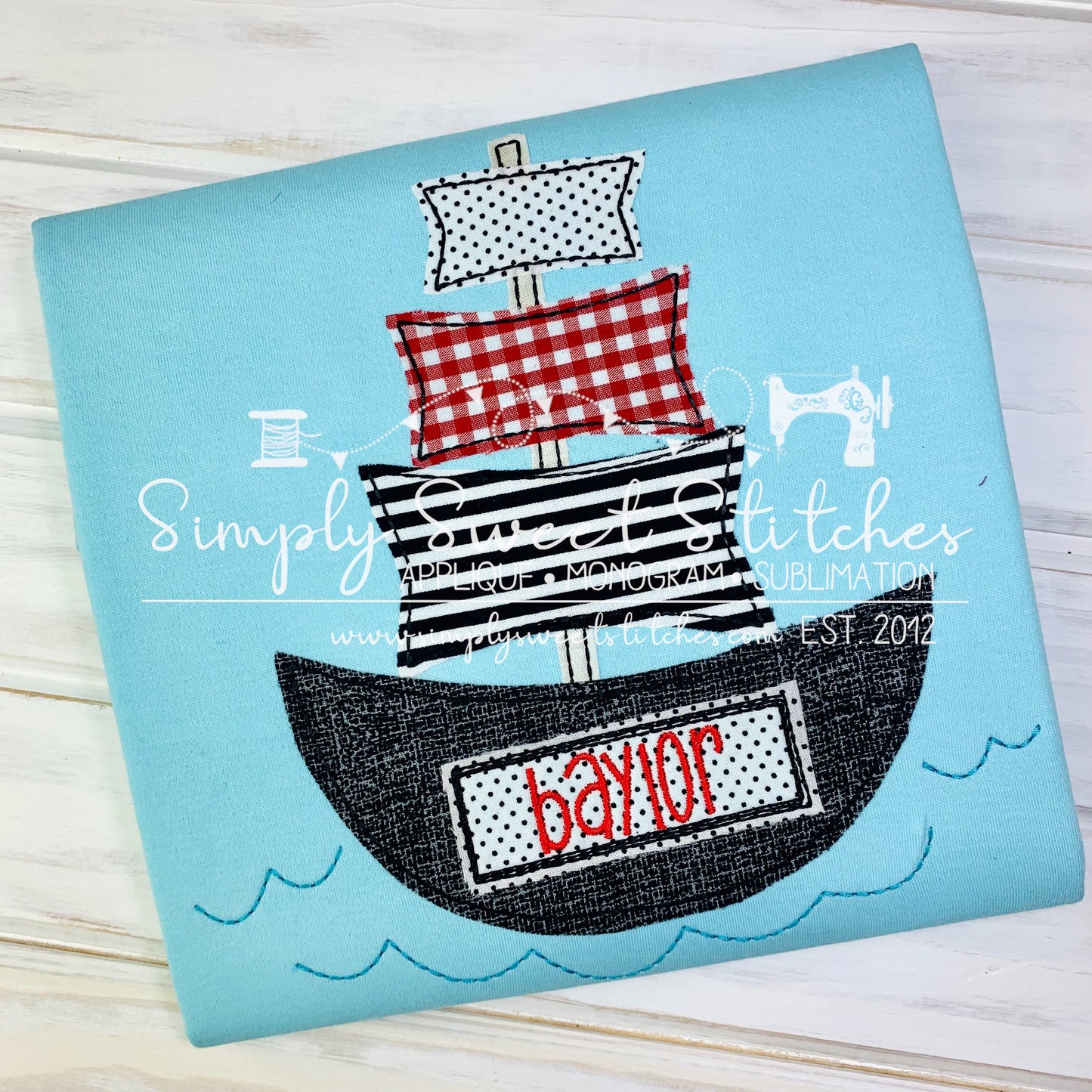 1573 - PIRATE SHIP - APPLIQUE CHILD SHIRT
