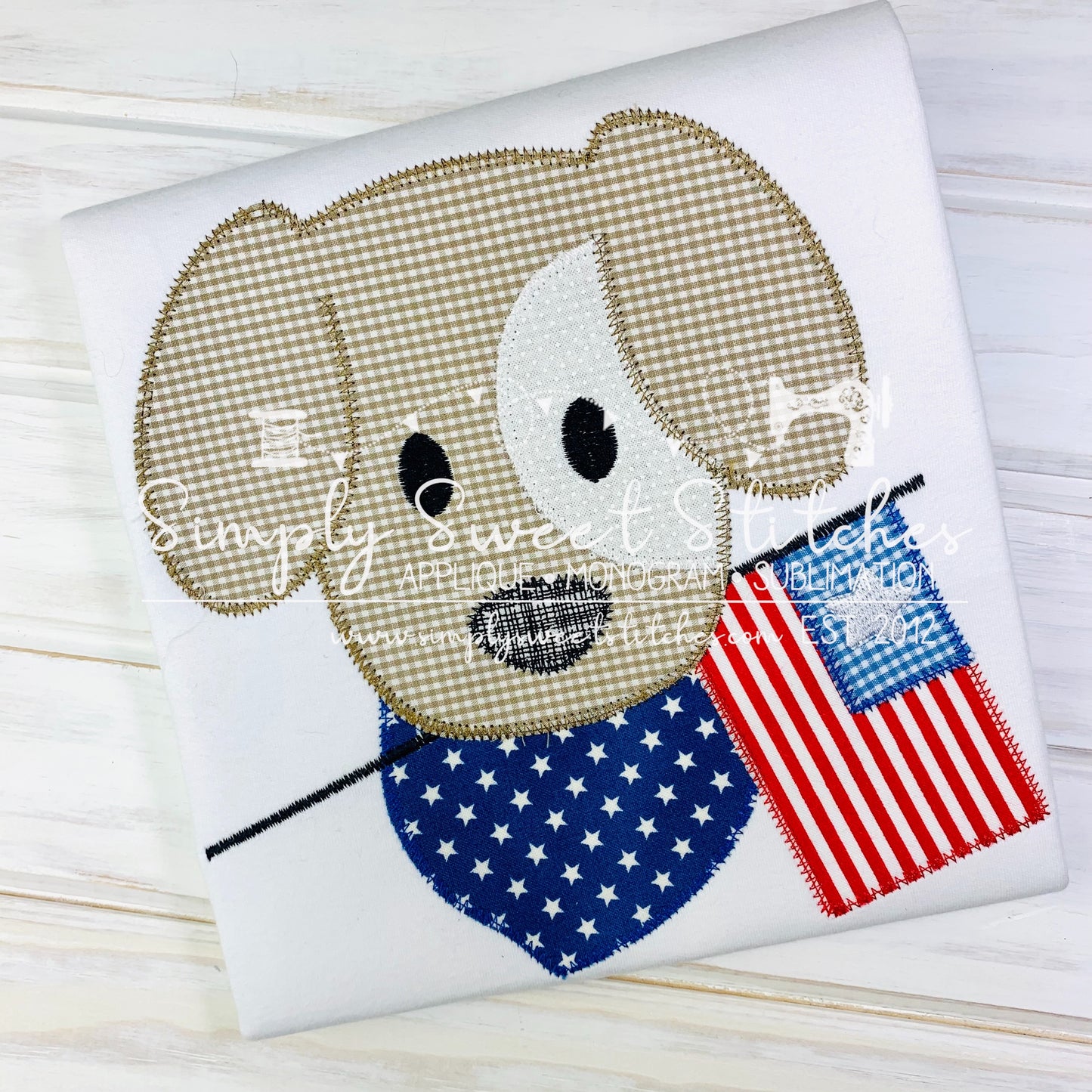 1702 - PATRIOTIC PUPPY WITH FLAG - APPLIQUE CHILD SHIRT