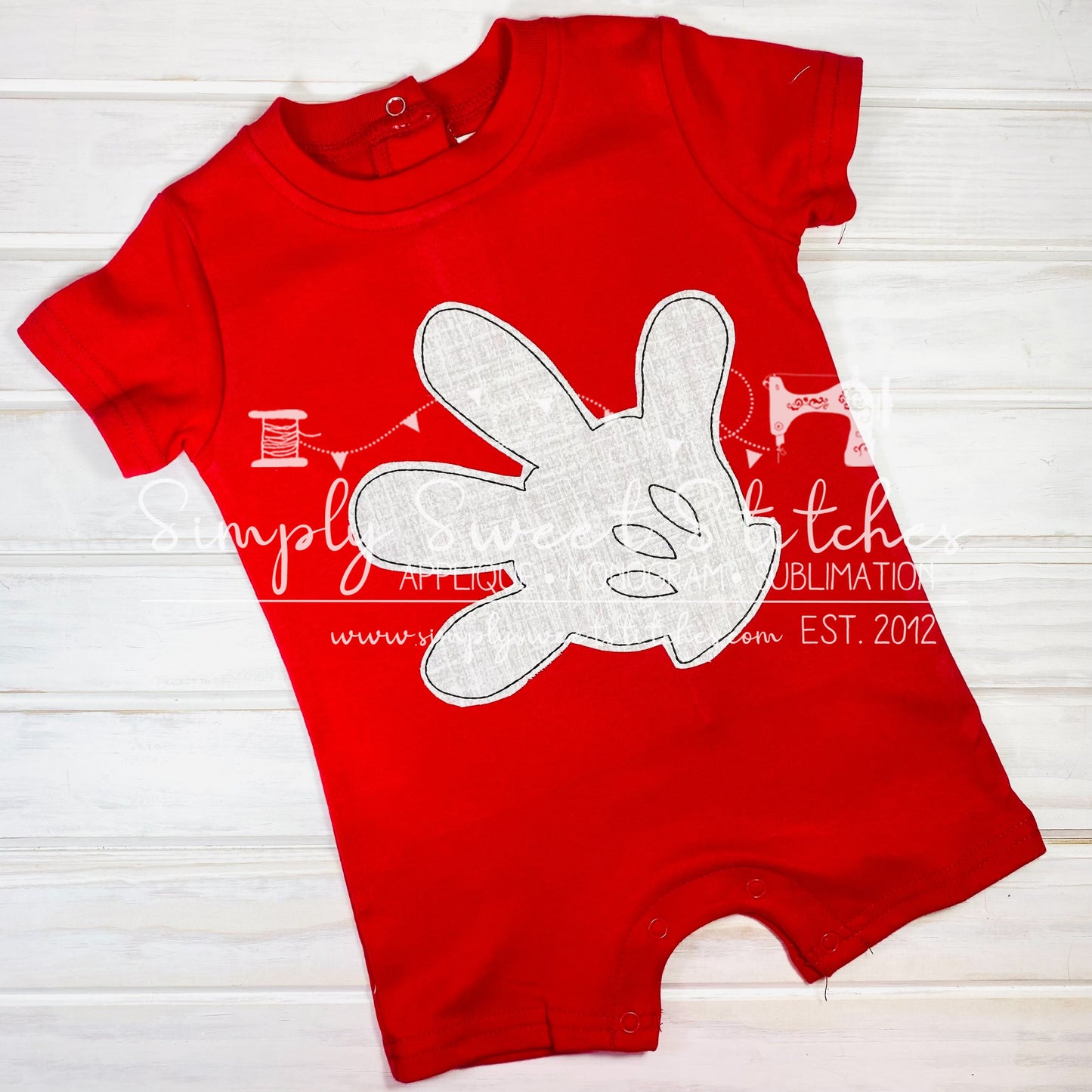 1957 - MOUSE HAND - APPLIQUE CHILD SHIRT