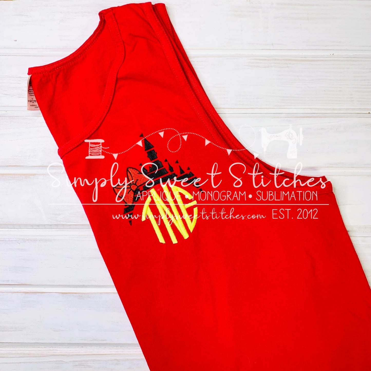 2081 - POCKET CASTLE TOPPER - EMBROIDERY ADULT TANK TOP