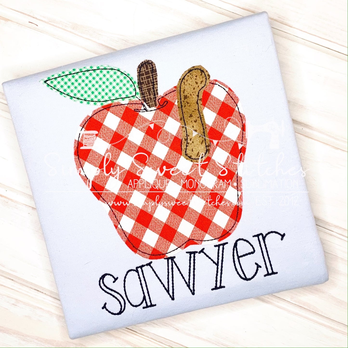 1784 - APPLE WITH WORM - APPLIQUE CHILD SHIRT