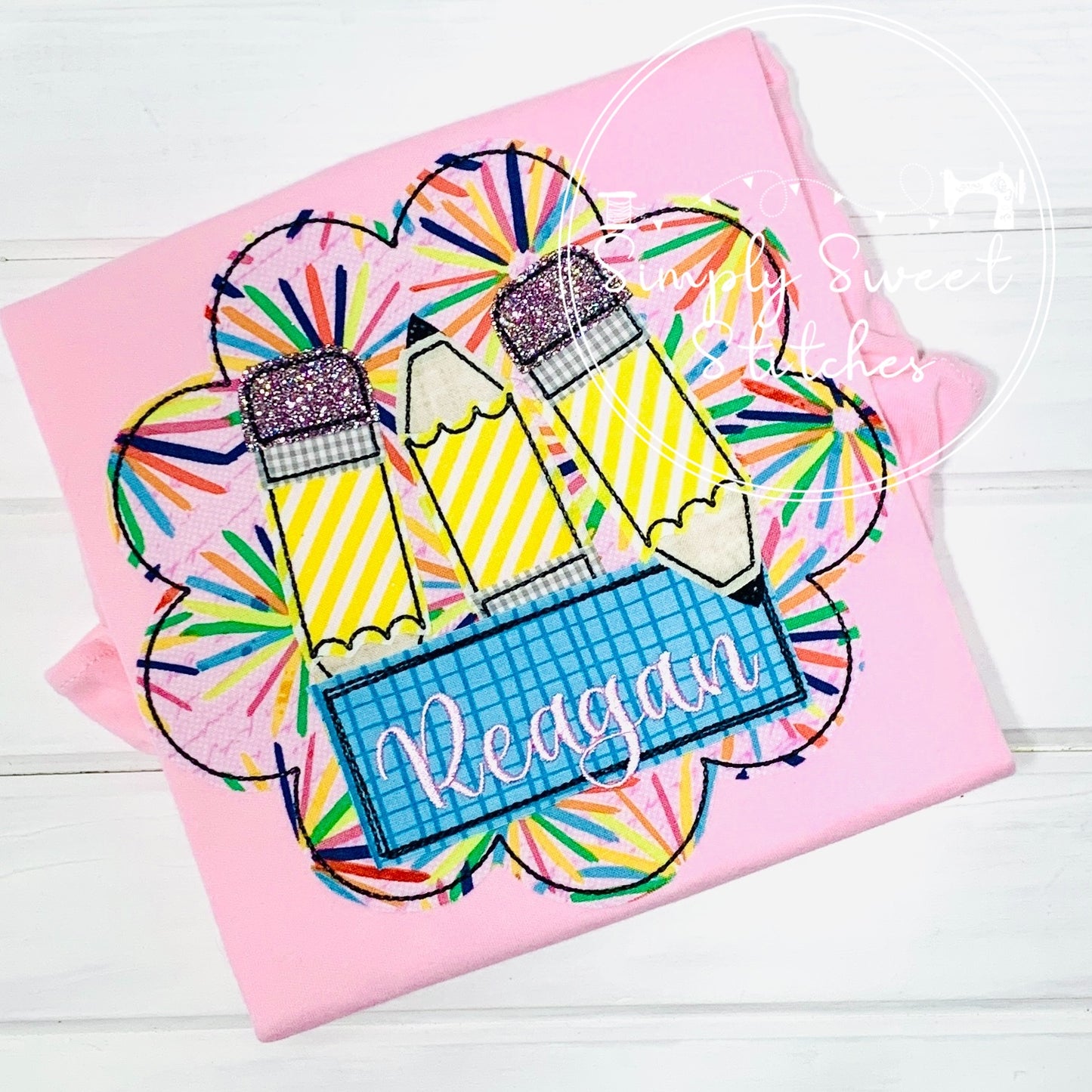 2565 - PENCIL TRIO SCALLOP CIRCLE APPLIQUE - CHILD SHIRT
