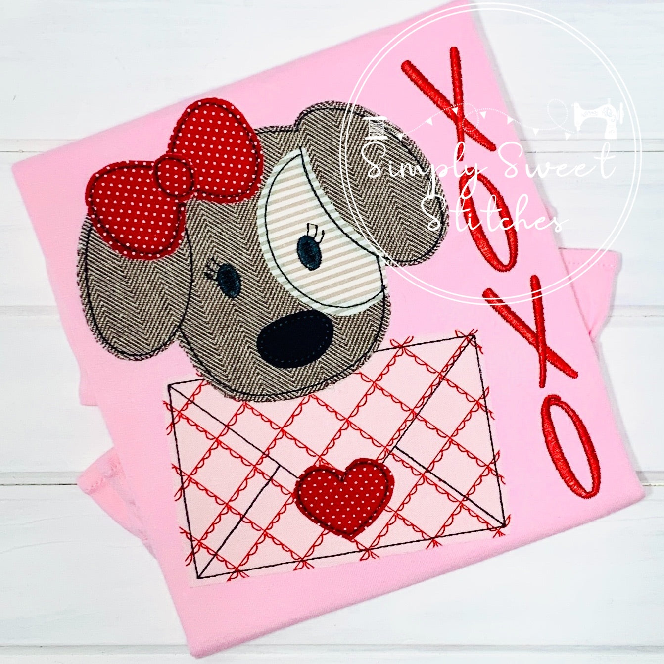 1947 - GIRL XOXO PUP - APPLIQUE CHILD SHIRT