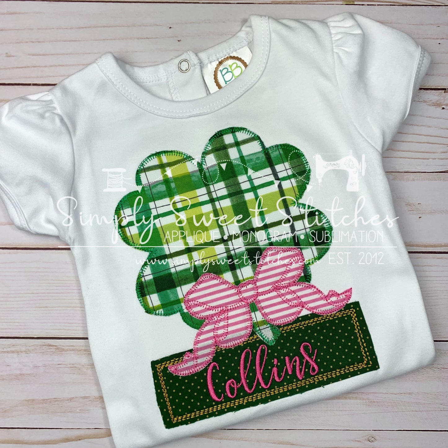 1669 - GIRL SHAMROCK APPLIQUE - CHILD SHIRT
