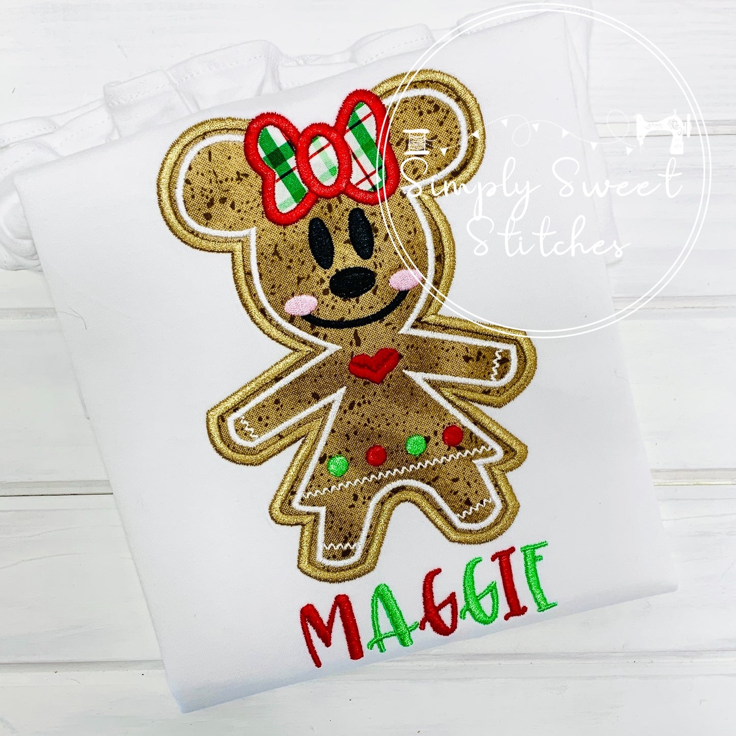 2212 - DISNEY CHRISTMAS GINGERBREAD GIRL - APPLIQUE CHILD SHIRT